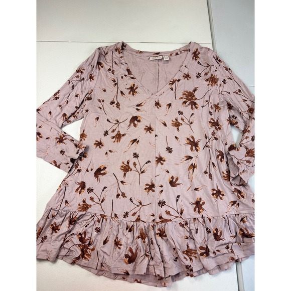 LOGO Lori Goldstein Women's Floral Print V-Neck Ruffle Hem 3/4 Sleeve Top - Picture 7 of 11